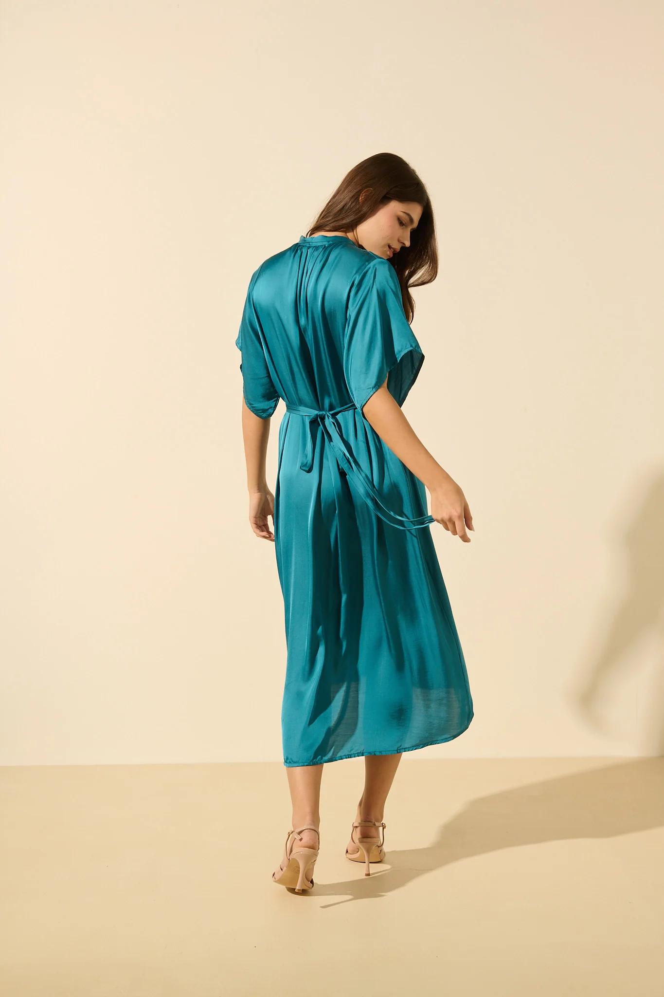 Camilla | Robe satinée - Image 3