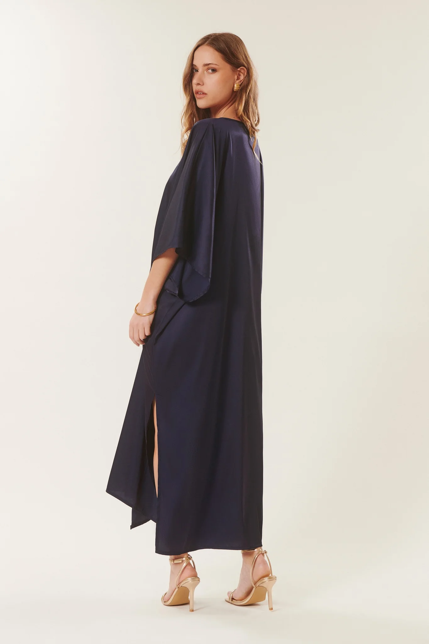 Daniela | Robe ample satinée - Image 6