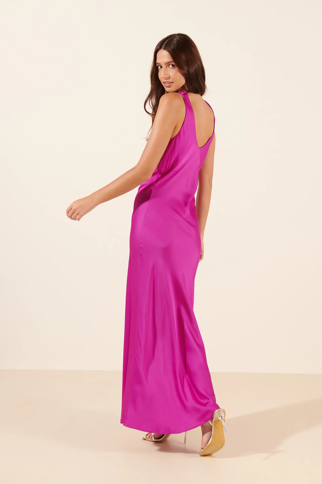 Grammy | Robe longue satinée - Image 2