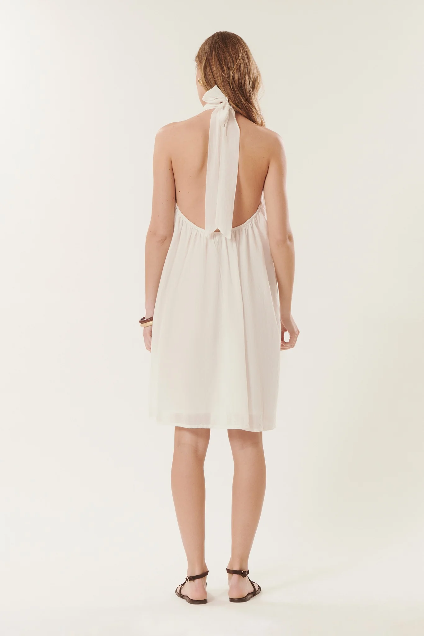 Kos | Robe dos nu fluide - Image 3